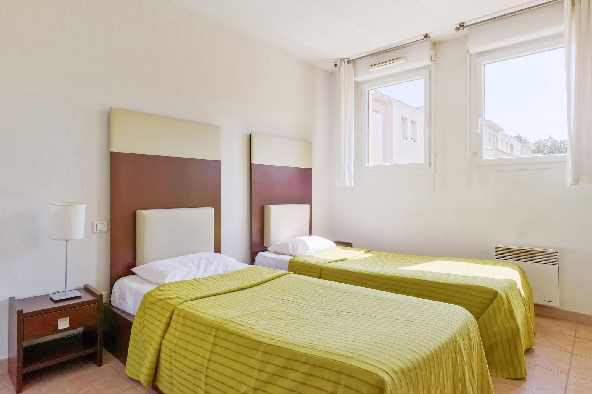 Hotel Zenitude Hôtel-résidences Toulon Six Fours 3*