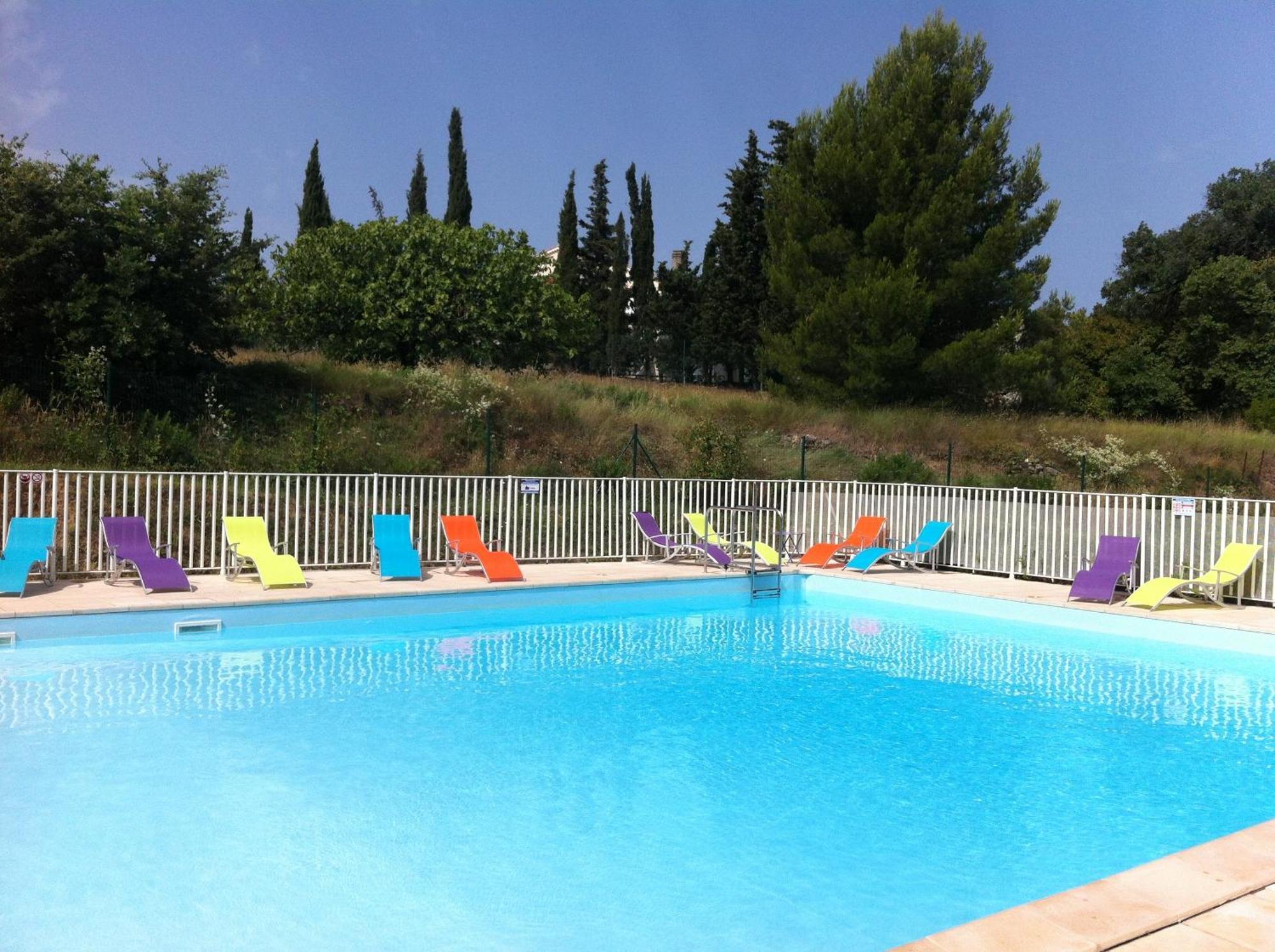 Hotel Zenitude Hôtel-résidences Toulon Six Fours 3*