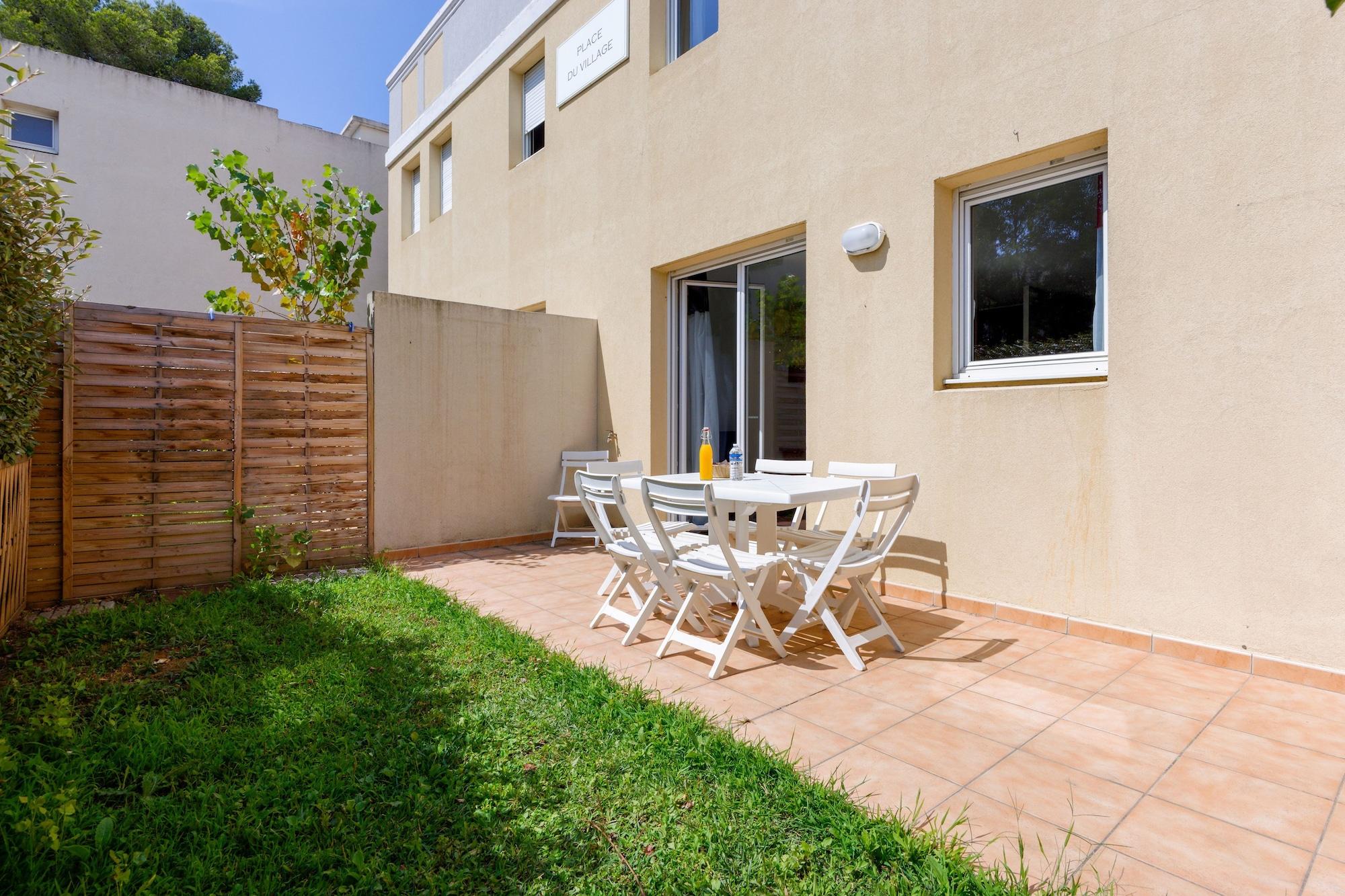 Hotel Zenitude Hôtel-résidences Toulon Six Fours 3*