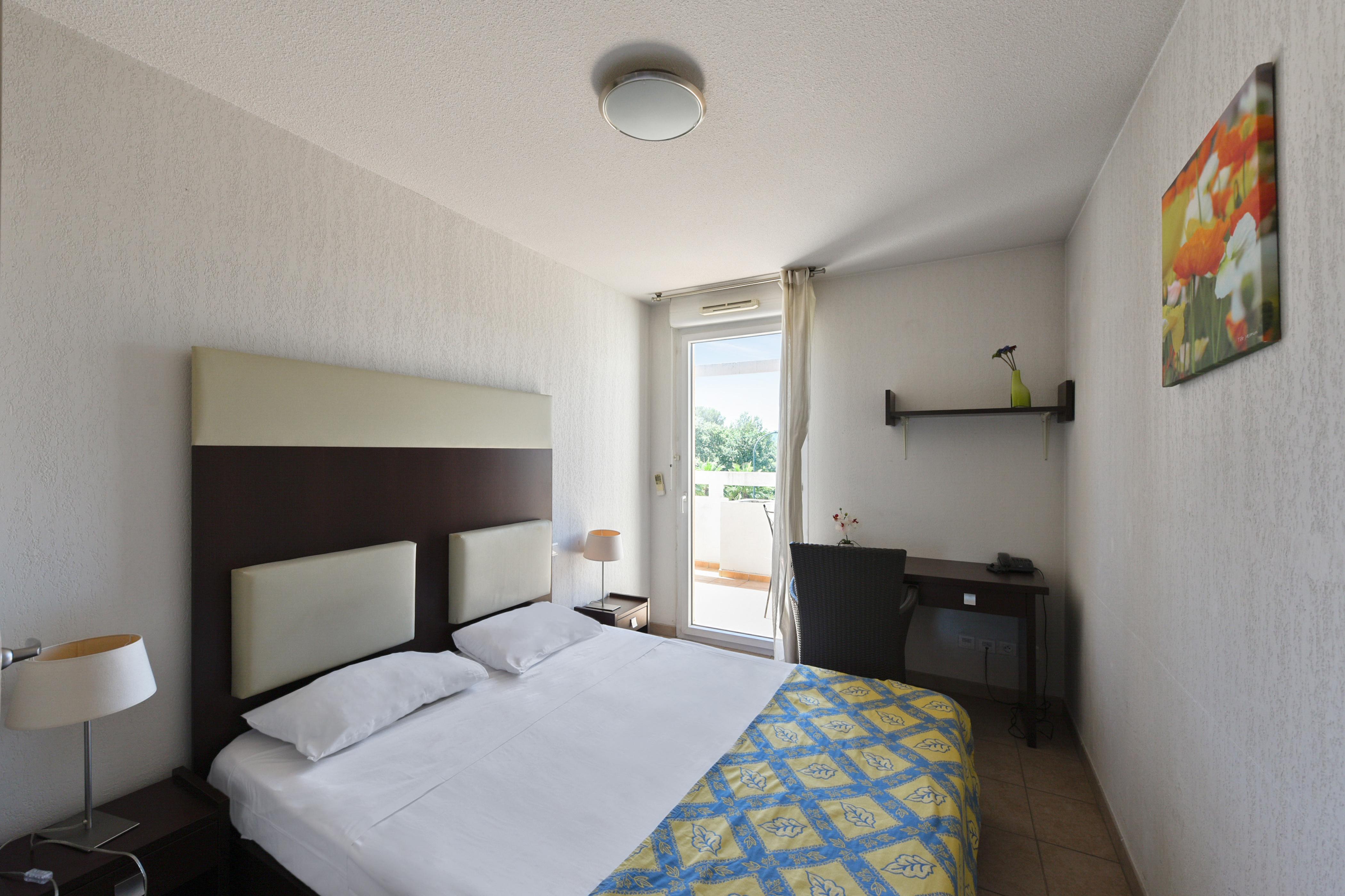Zenitude Hôtel-résidences Toulon Six Fours Hotel Six-Fours-les-Plages